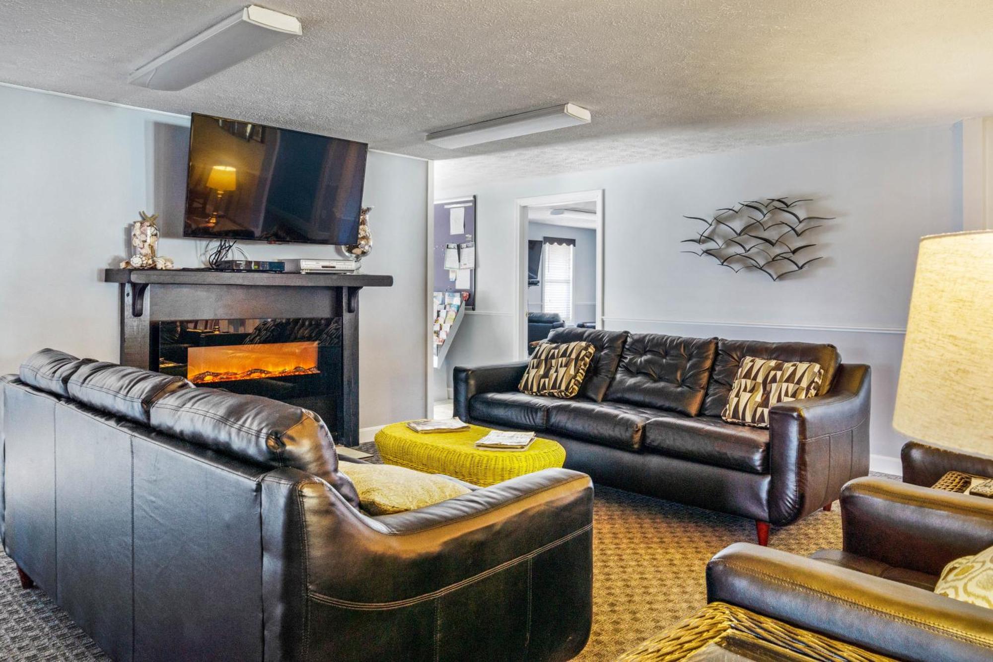 ウェルズWellington Manorアパートメント 部屋 写真